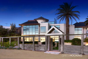 A Melbourne Beach House with Canary Island Date Palm